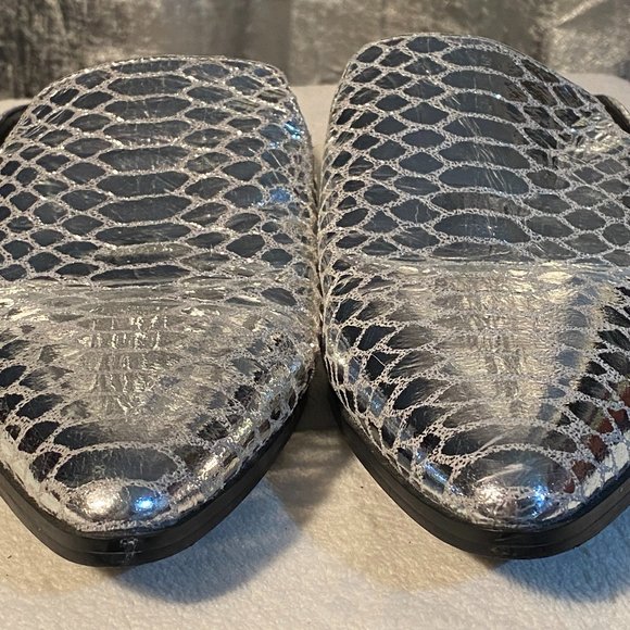 Shellys London Silver Snakeprint Slipper Shoe 41 - Picture 2 of 4